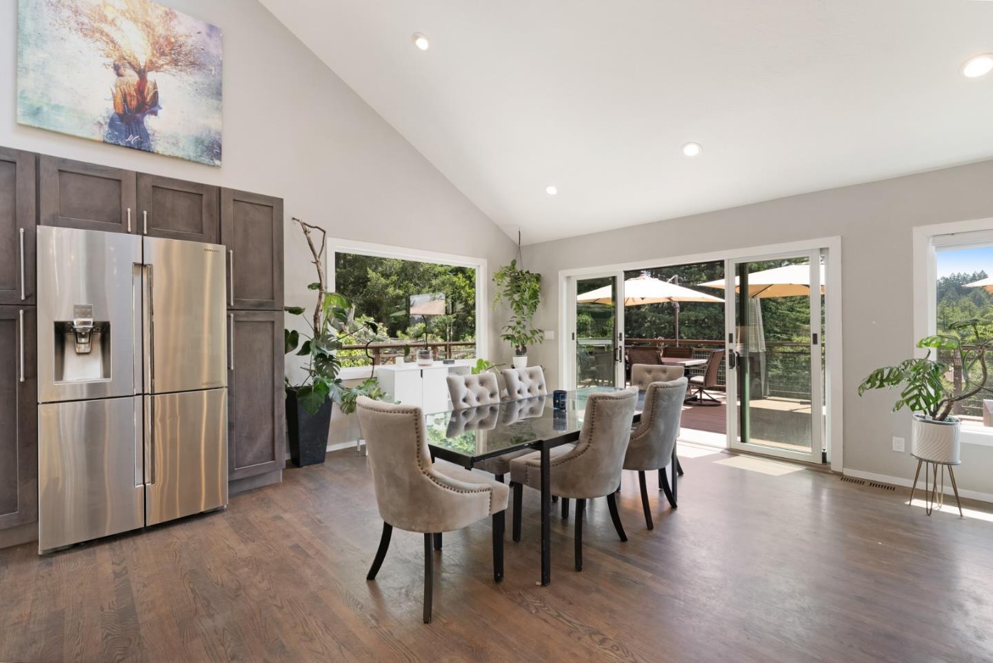 Detail Gallery Image 14 of 78 For 55 Hidden Meadow Ln, Scotts Valley,  CA 95066 - 5 Beds | 3 Baths