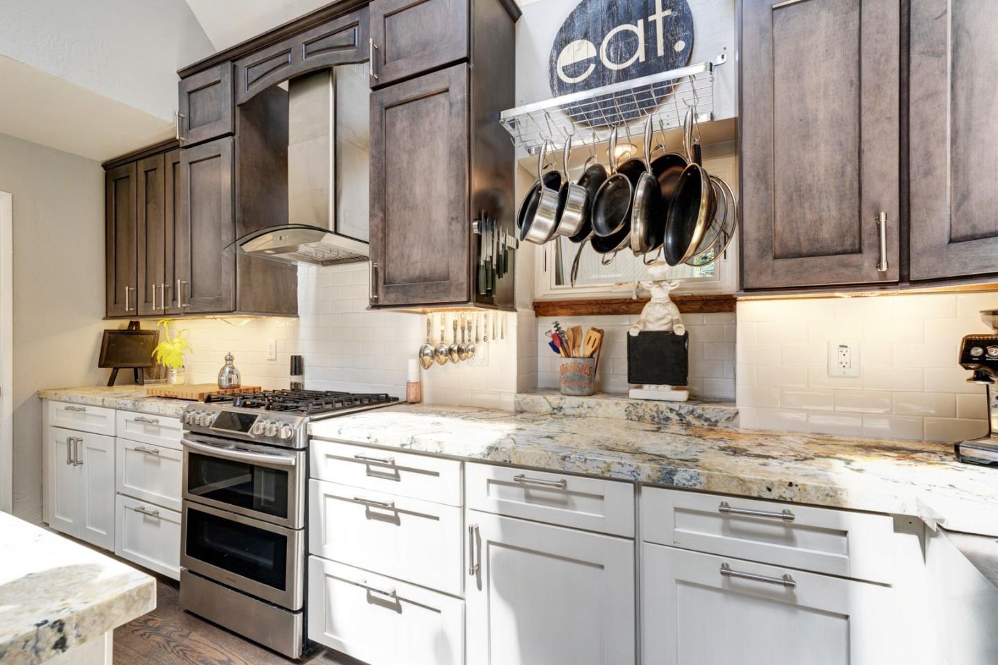 Detail Gallery Image 15 of 78 For 55 Hidden Meadow Ln, Scotts Valley,  CA 95066 - 5 Beds | 3 Baths