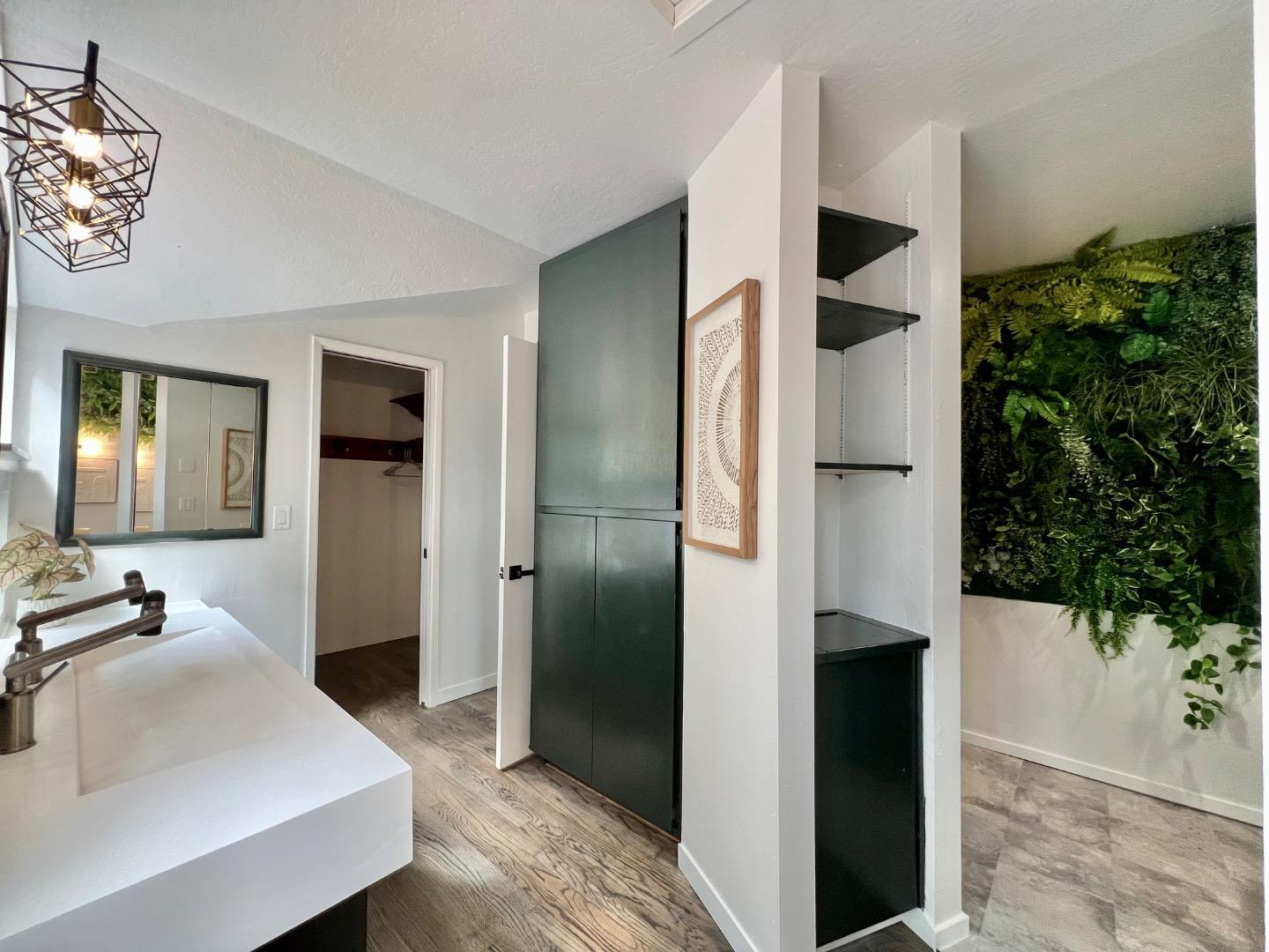 Detail Gallery Image 20 of 78 For 55 Hidden Meadow Ln, Scotts Valley,  CA 95066 - 5 Beds | 3 Baths