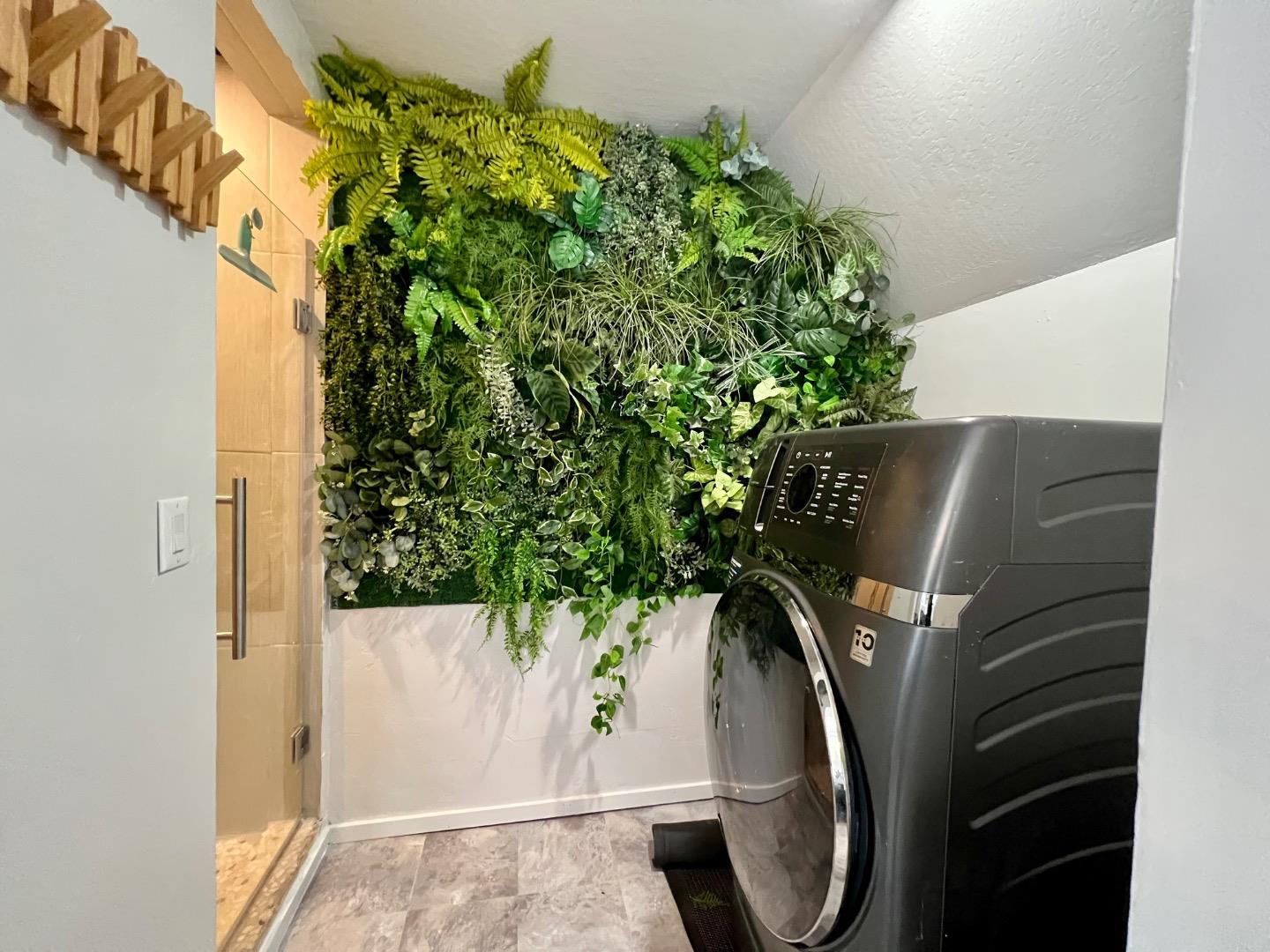 Detail Gallery Image 23 of 78 For 55 Hidden Meadow Ln, Scotts Valley,  CA 95066 - 5 Beds | 3 Baths