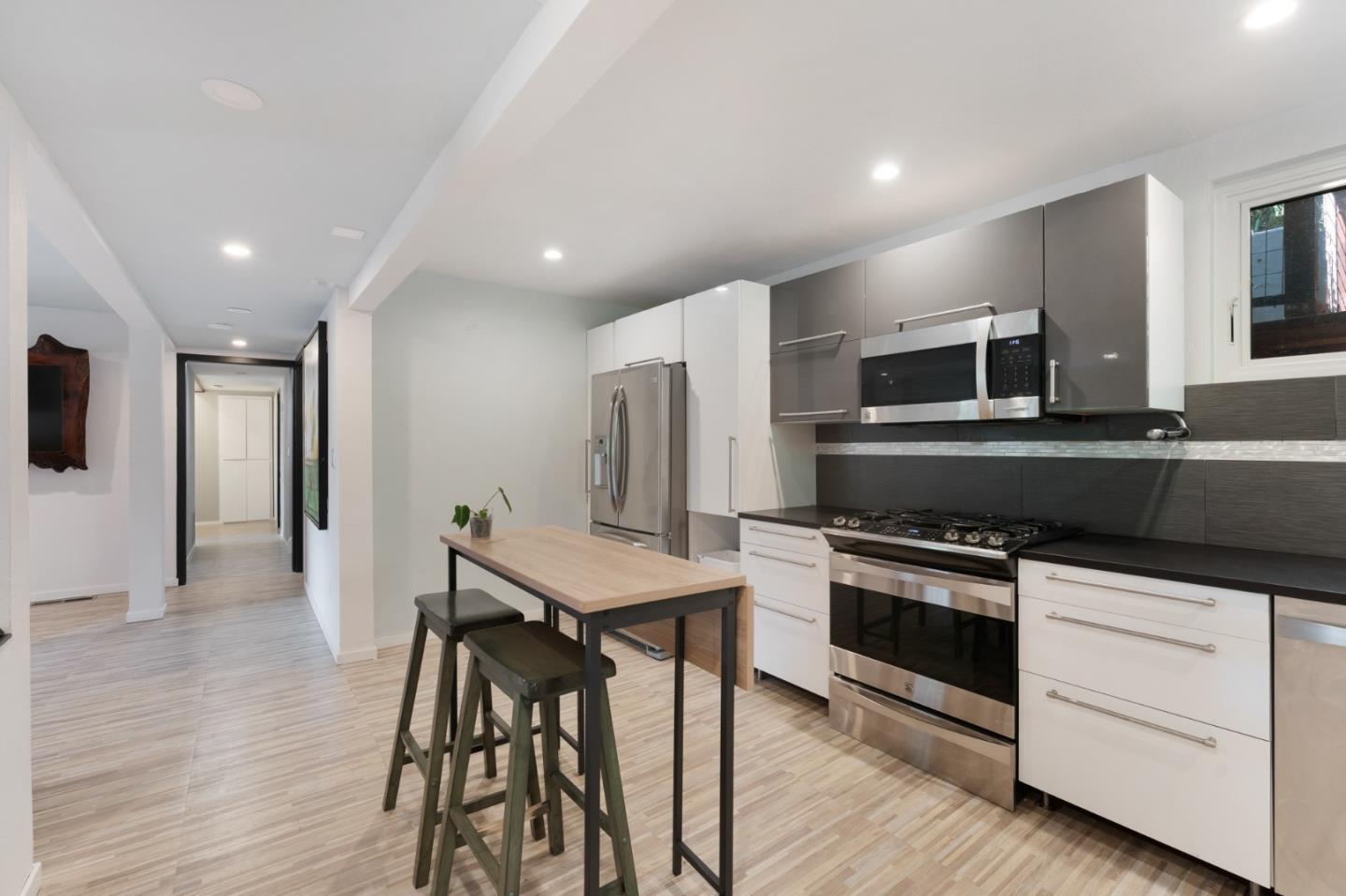 Detail Gallery Image 41 of 78 For 55 Hidden Meadow Ln, Scotts Valley,  CA 95066 - 5 Beds | 3 Baths