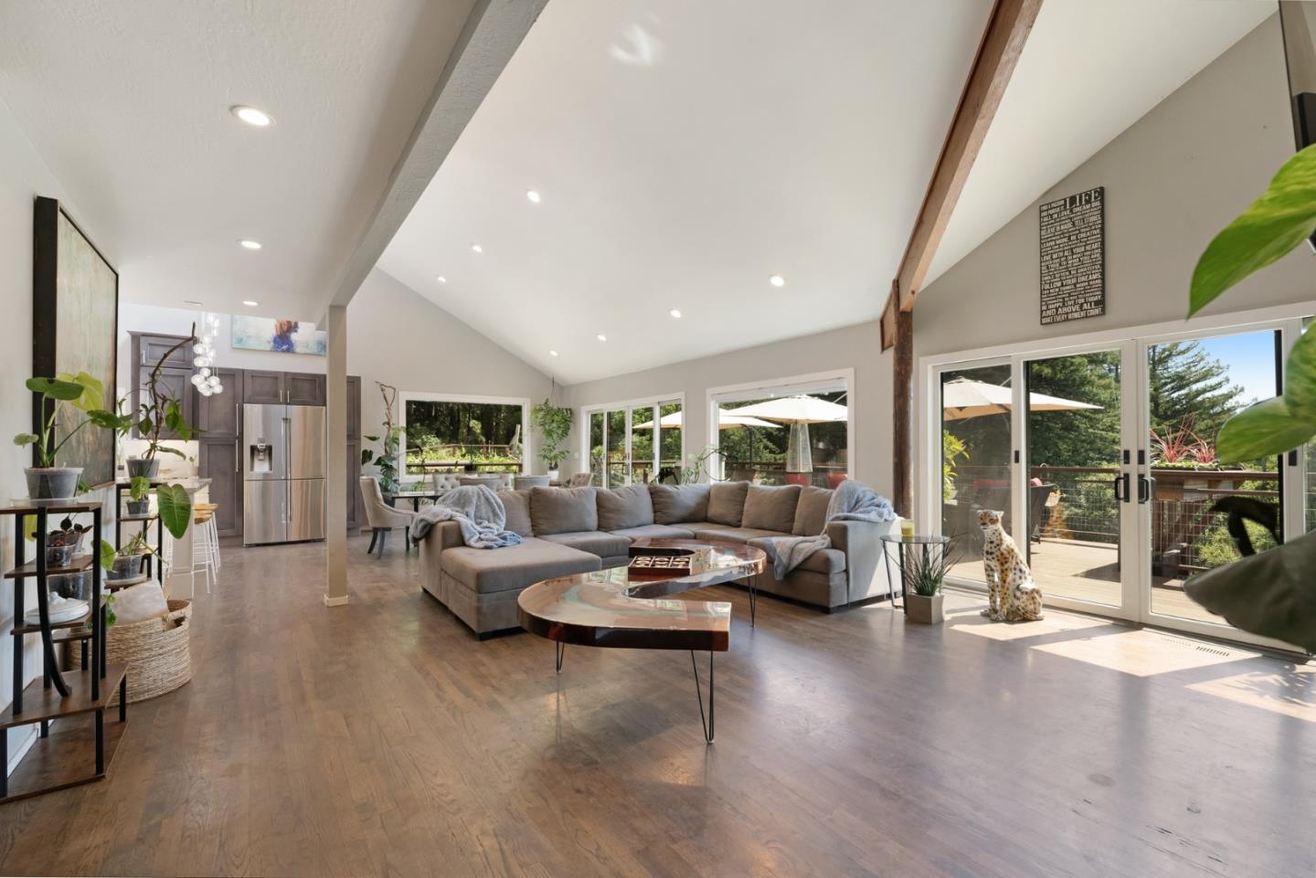 Detail Gallery Image 8 of 78 For 55 Hidden Meadow Ln, Scotts Valley,  CA 95066 - 5 Beds | 3 Baths