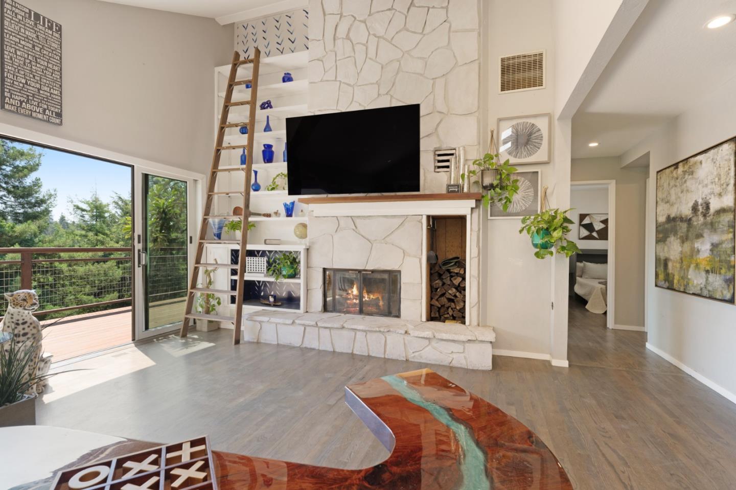 Detail Gallery Image 9 of 78 For 55 Hidden Meadow Ln, Scotts Valley,  CA 95066 - 5 Beds | 3 Baths