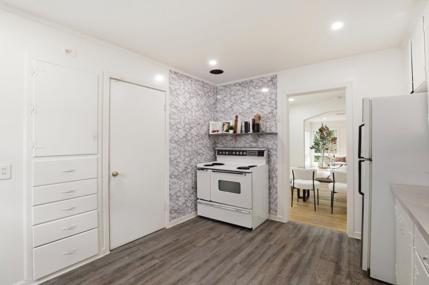 Detail Gallery Image 14 of 24 For 1253 Santa Paula Ave, San Jose,  CA 95110 - 3 Beds | 1 Baths