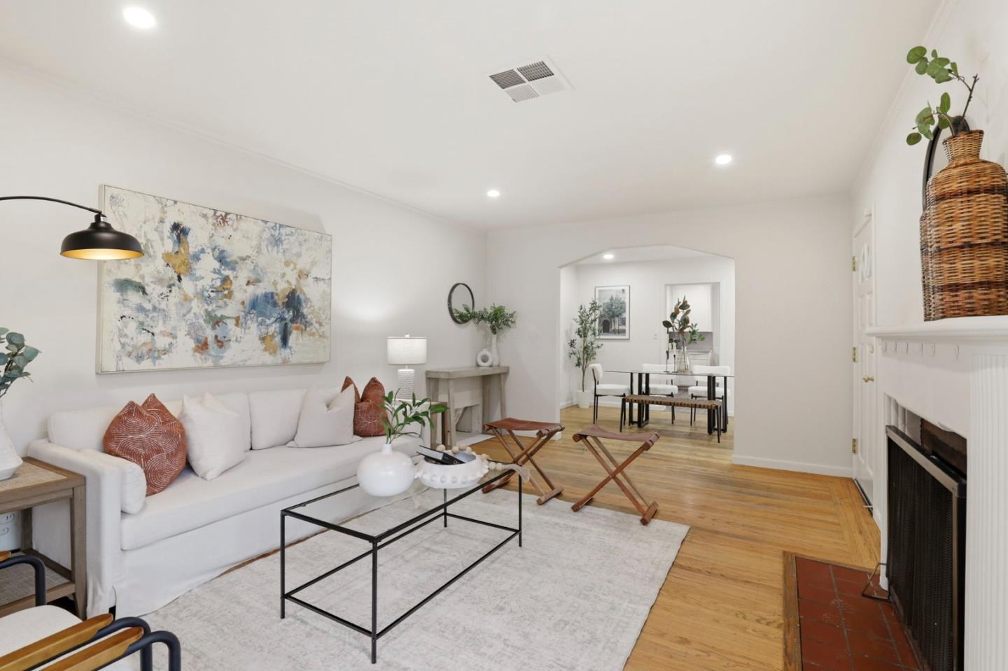 Detail Gallery Image 7 of 24 For 1253 Santa Paula Ave, San Jose,  CA 95110 - 3 Beds | 1 Baths