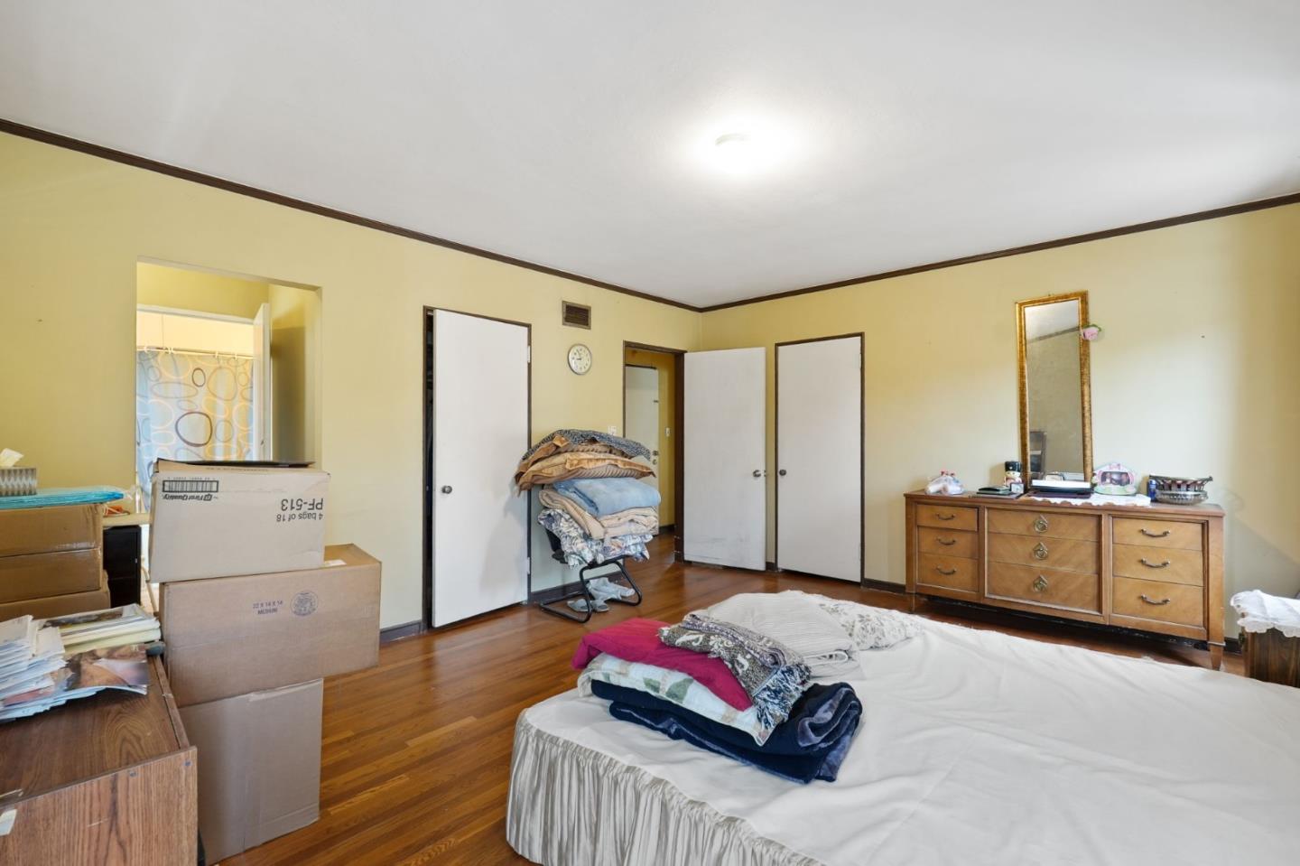 Detail Gallery Image 19 of 46 For 3466 Oak Knoll Blvd, Oakland,  CA 94605 - 3 Beds | 2 Baths