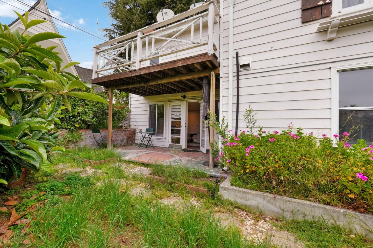 Detail Gallery Image 39 of 46 For 3466 Oak Knoll Blvd, Oakland,  CA 94605 - 3 Beds | 2 Baths