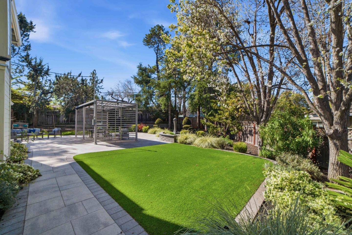 Detail Gallery Image 27 of 35 For 15931 Camino Del Cerro, Los Gatos,  CA 95032 - 4 Beds | 2/1 Baths