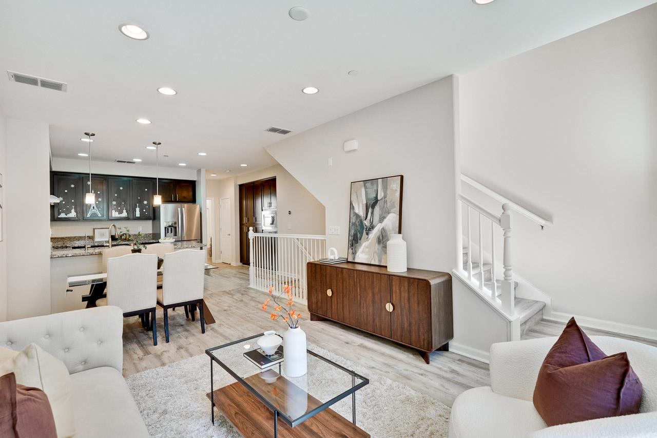 Photo #4: ML82036966 Listing: Photo #4