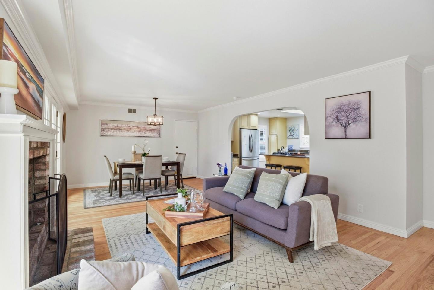 Detail Gallery Image 5 of 35 For 180 Windsor Ct, San Bruno,  CA 94066 - 3 Beds | 2 Baths