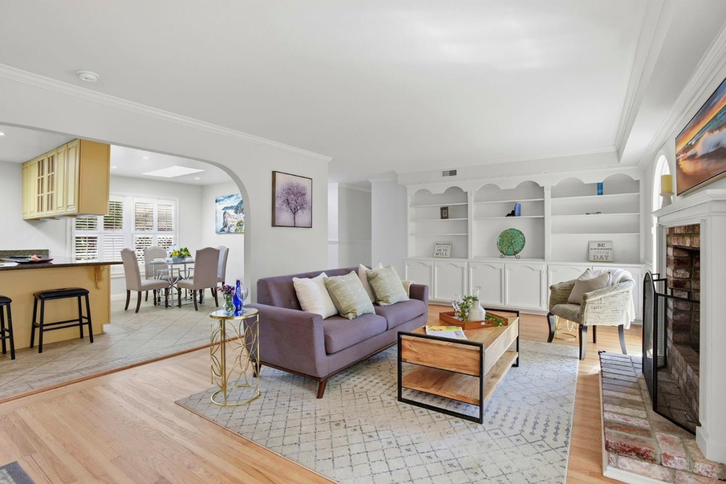 Detail Gallery Image 7 of 35 For 180 Windsor Ct, San Bruno,  CA 94066 - 3 Beds | 2 Baths