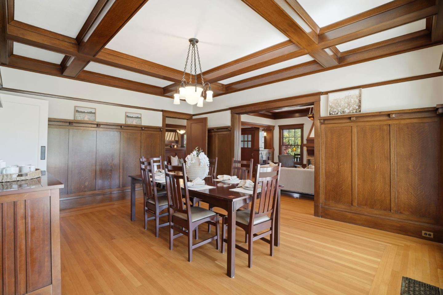 Detail Gallery Image 14 of 63 For 16202 Serena Vista Ct, Monte Sereno,  CA 95030 - 5 Beds | 3 Baths