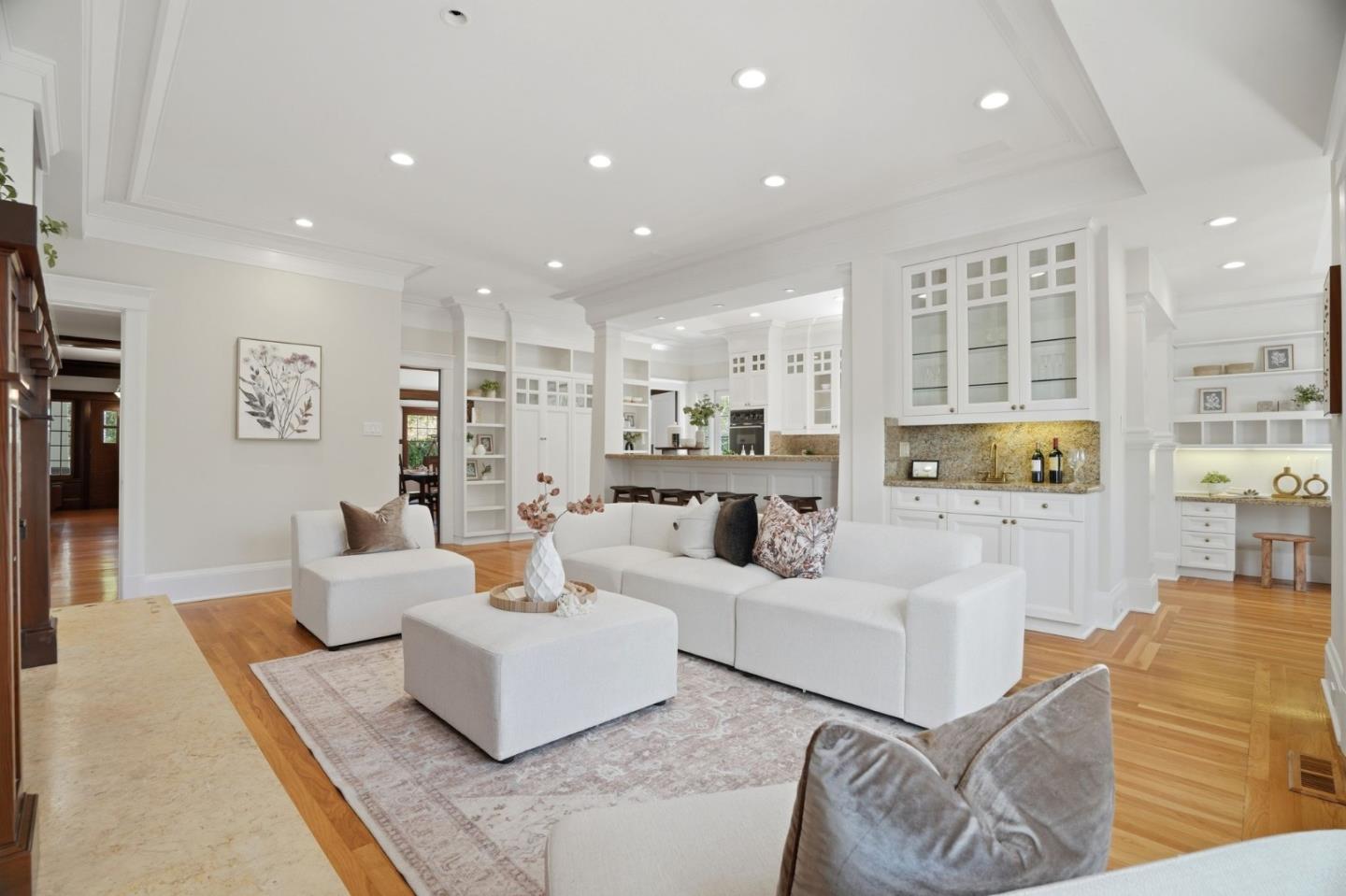 Detail Gallery Image 21 of 63 For 16202 Serena Vista Ct, Monte Sereno,  CA 95030 - 5 Beds | 3 Baths