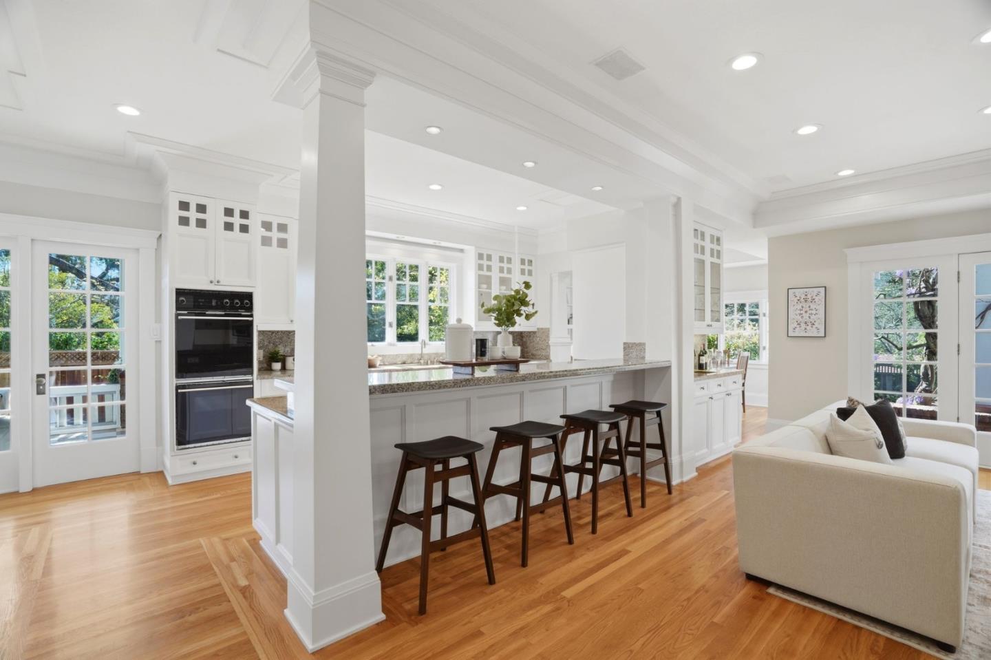 Detail Gallery Image 23 of 63 For 16202 Serena Vista Ct, Monte Sereno,  CA 95030 - 5 Beds | 3 Baths