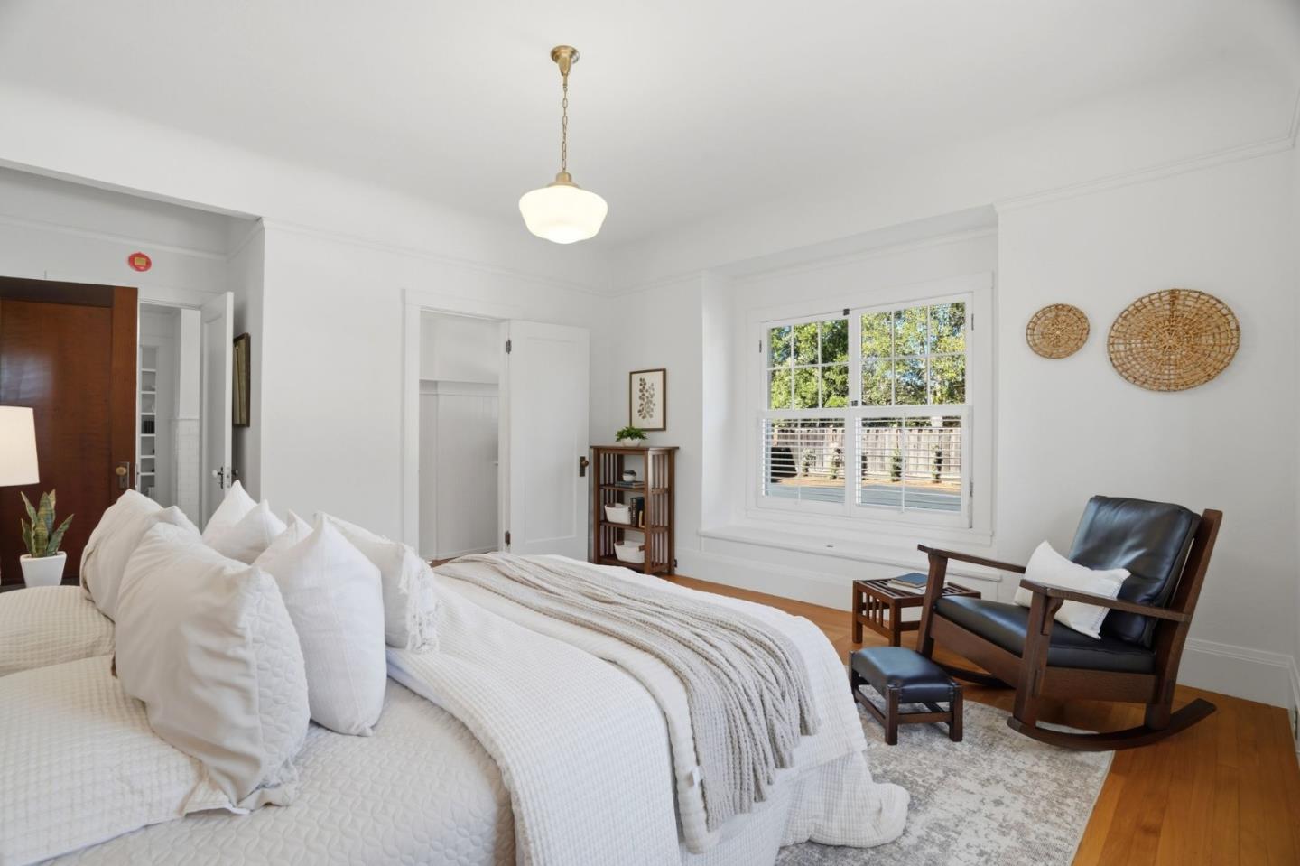 Detail Gallery Image 25 of 63 For 16202 Serena Vista Ct, Monte Sereno,  CA 95030 - 5 Beds | 3 Baths