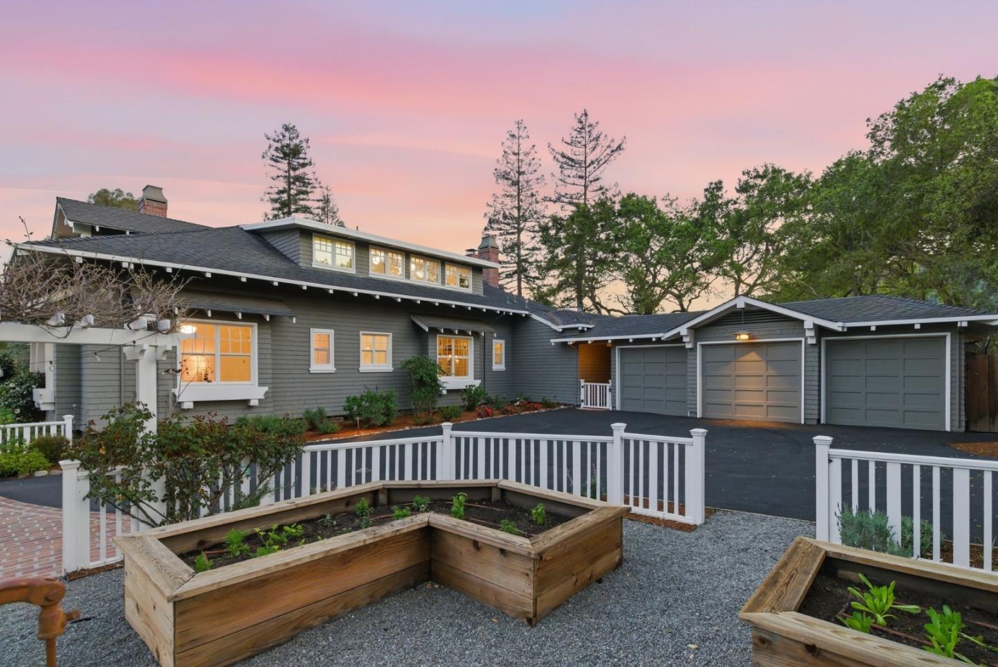 Detail Gallery Image 5 of 63 For 16202 Serena Vista Ct, Monte Sereno,  CA 95030 - 5 Beds | 3 Baths