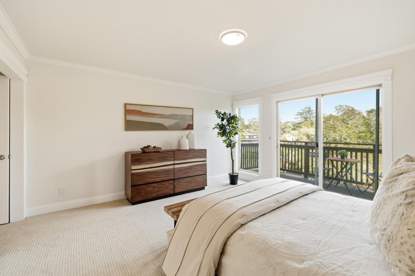 Detail Gallery Image 15 of 55 For 230 Pestana Ave, Santa Cruz,  CA 95065 - 3 Beds | 3/1 Baths