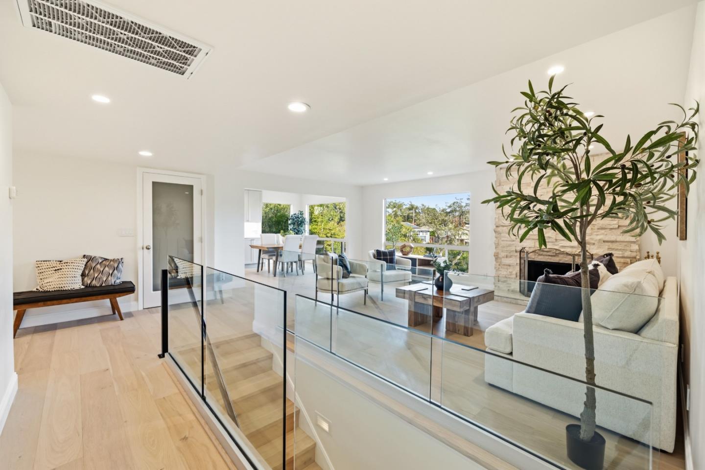 Detail Gallery Image 6 of 55 For 230 Pestana Ave, Santa Cruz,  CA 95065 - 3 Beds | 3/1 Baths