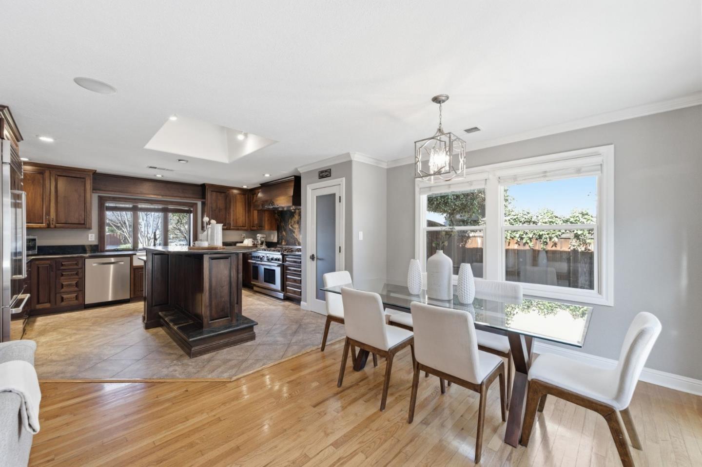 Detail Gallery Image 11 of 40 For 1256 Malone Rd, San Jose,  CA 95125 - 3 Beds | 2 Baths