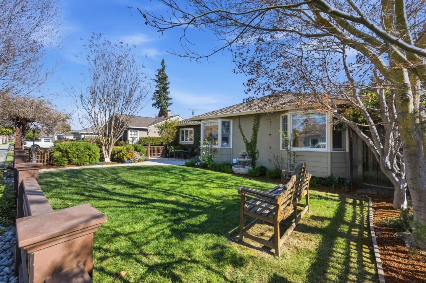 Detail Gallery Image 4 of 40 For 1256 Malone Rd, San Jose,  CA 95125 - 3 Beds | 2 Baths