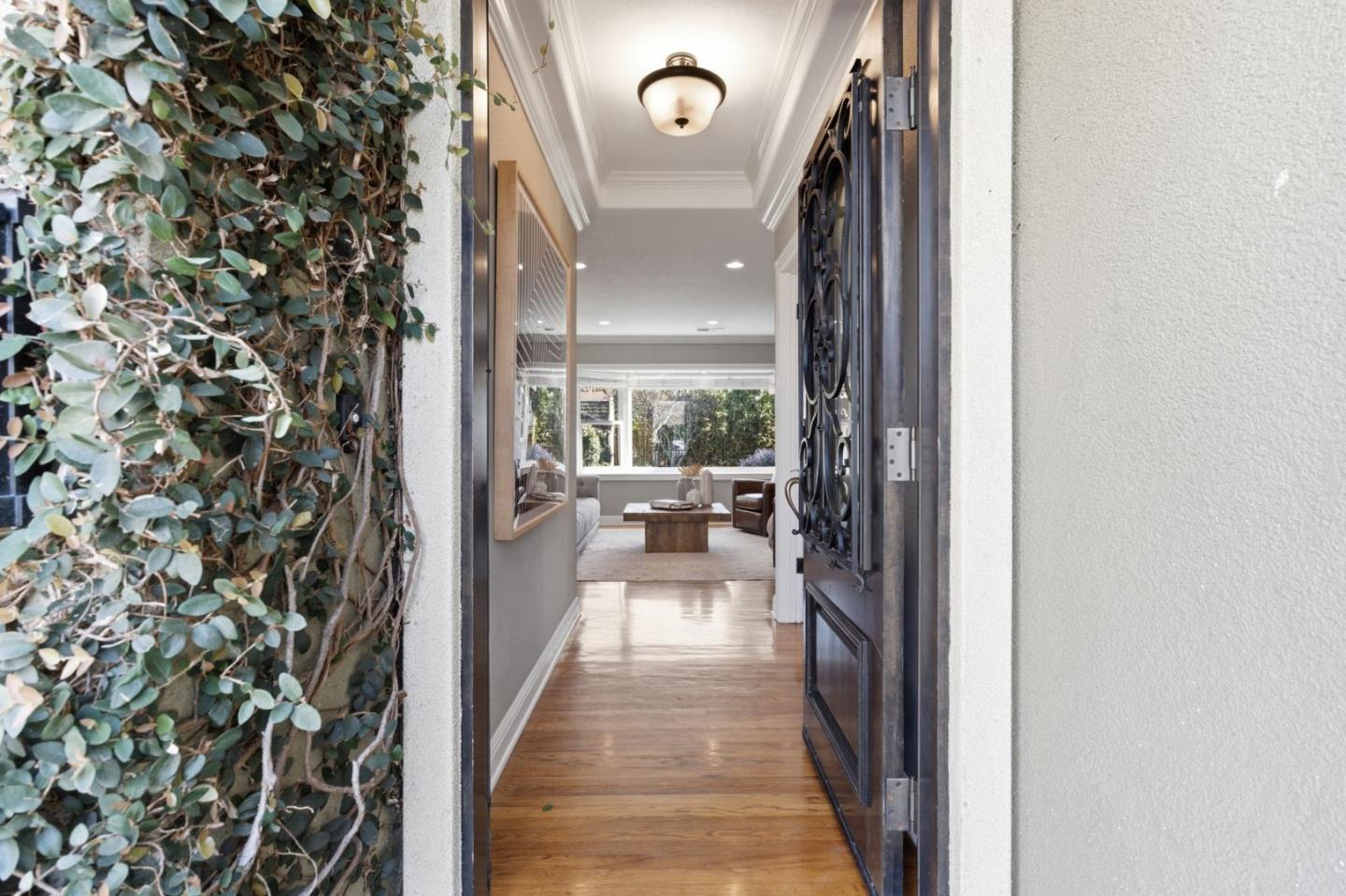 Detail Gallery Image 6 of 40 For 1256 Malone Rd, San Jose,  CA 95125 - 3 Beds | 2 Baths