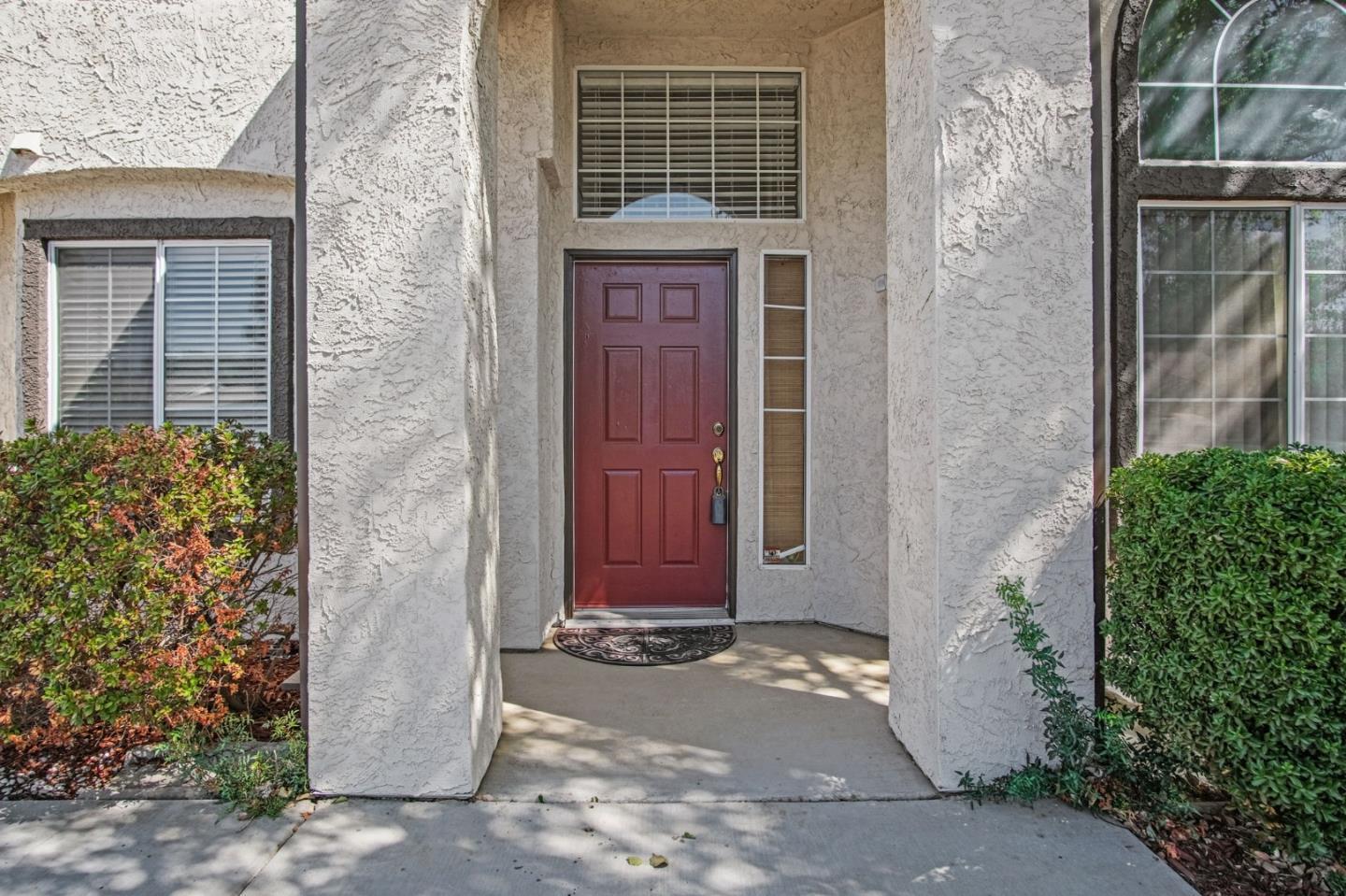 Detail Gallery Image 3 of 27 For 1622 Fir, Los Banos,  CA 93635 - 4 Beds | 3 Baths