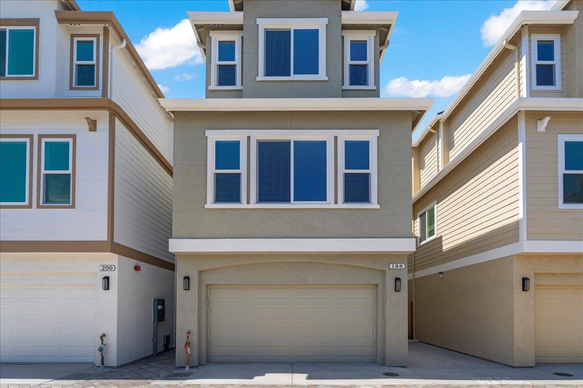 Detail Gallery Image 2 of 31 For 188 W Rincon Ave, Campbell,  CA 95008 - 4 Beds | 4 Baths