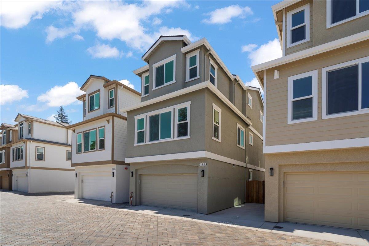 Detail Gallery Image 4 of 31 For 188 W Rincon Ave, Campbell,  CA 95008 - 4 Beds | 4 Baths