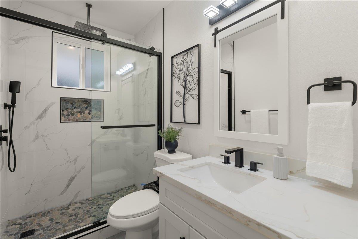 Detail Gallery Image 7 of 31 For 188 W Rincon Ave, Campbell,  CA 95008 - 4 Beds | 4 Baths