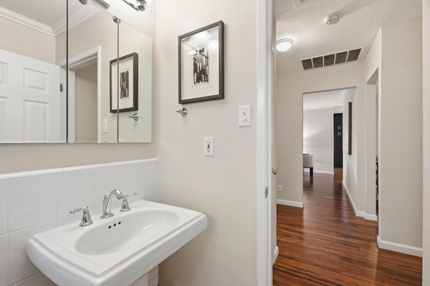 Detail Gallery Image 23 of 41 For 1953 Bohannon Dr, Santa Clara,  CA 95050 - 3 Beds | 2 Baths