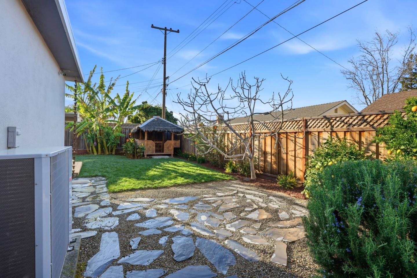 Detail Gallery Image 34 of 41 For 1953 Bohannon Dr, Santa Clara,  CA 95050 - 3 Beds | 2 Baths