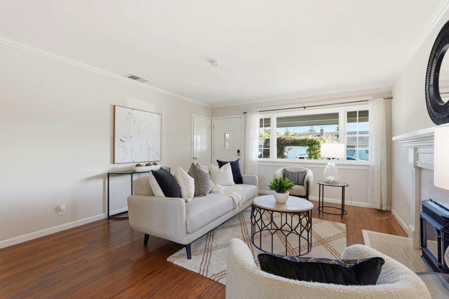 Detail Gallery Image 8 of 41 For 1953 Bohannon Dr, Santa Clara,  CA 95050 - 3 Beds | 2 Baths