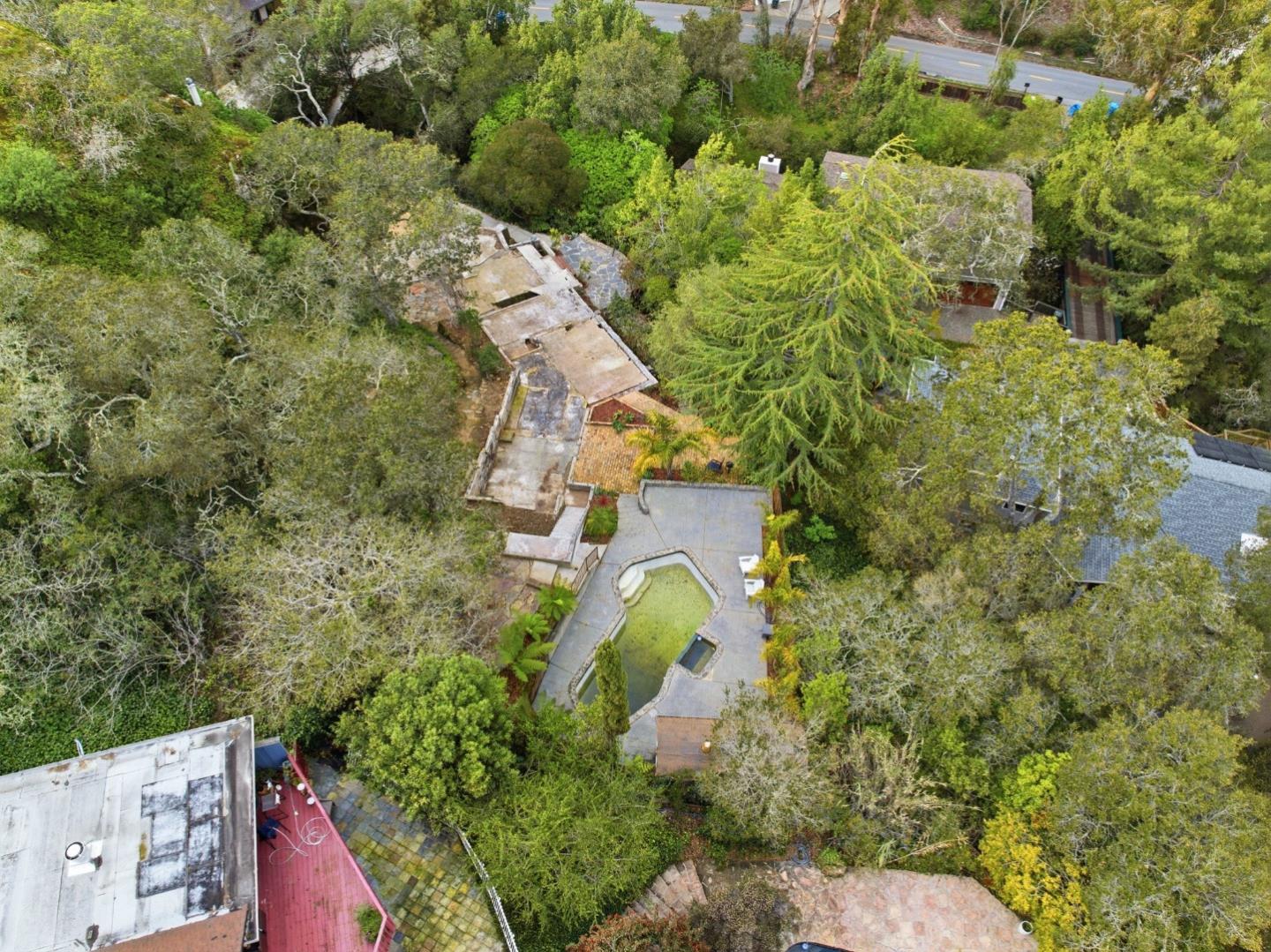 Detail Gallery Image 16 of 24 For 3035 Canyon Rd, Burlingame,  CA 94010 - – Beds | – Baths