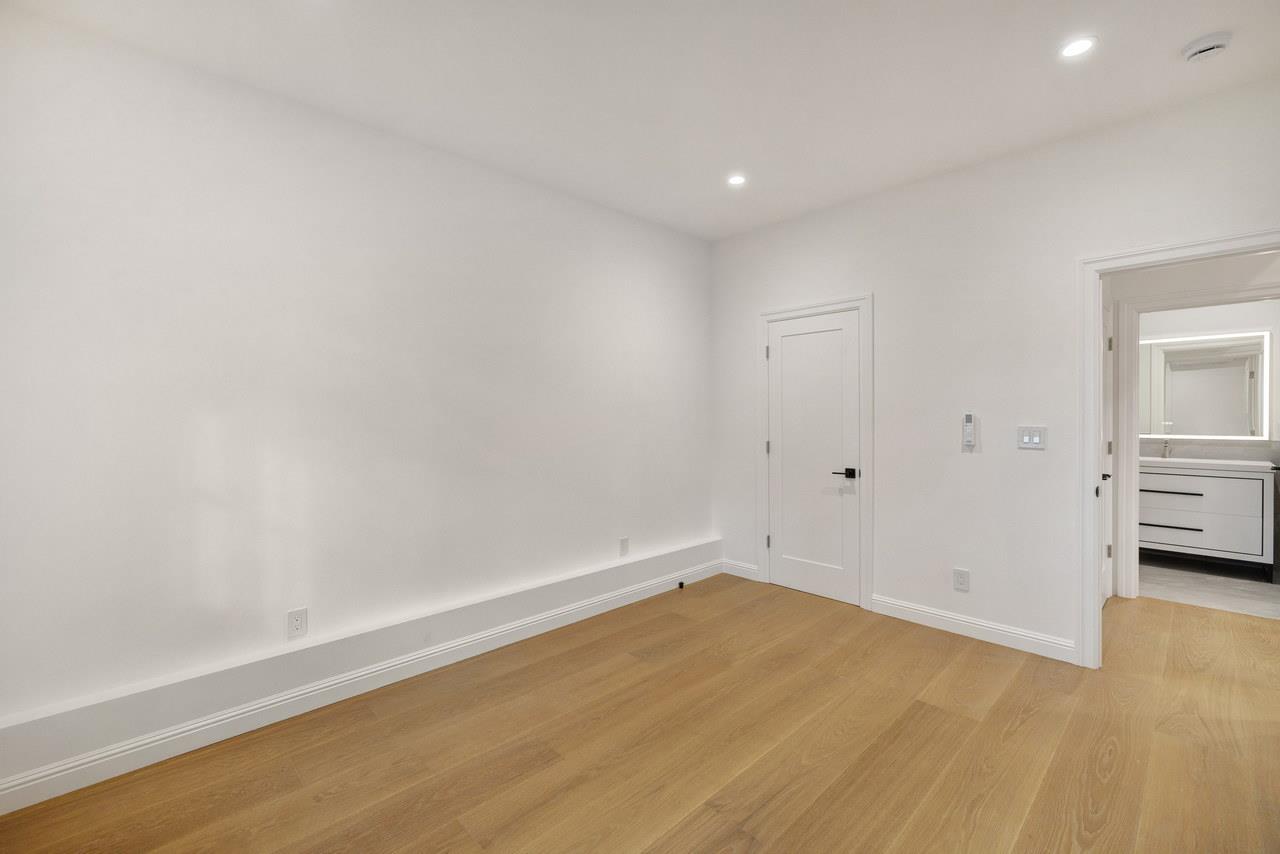 Detail Gallery Image 15 of 22 For 1438a Columbus Ave, Burlingame,  CA 94010 - 1 Beds | 1 Baths