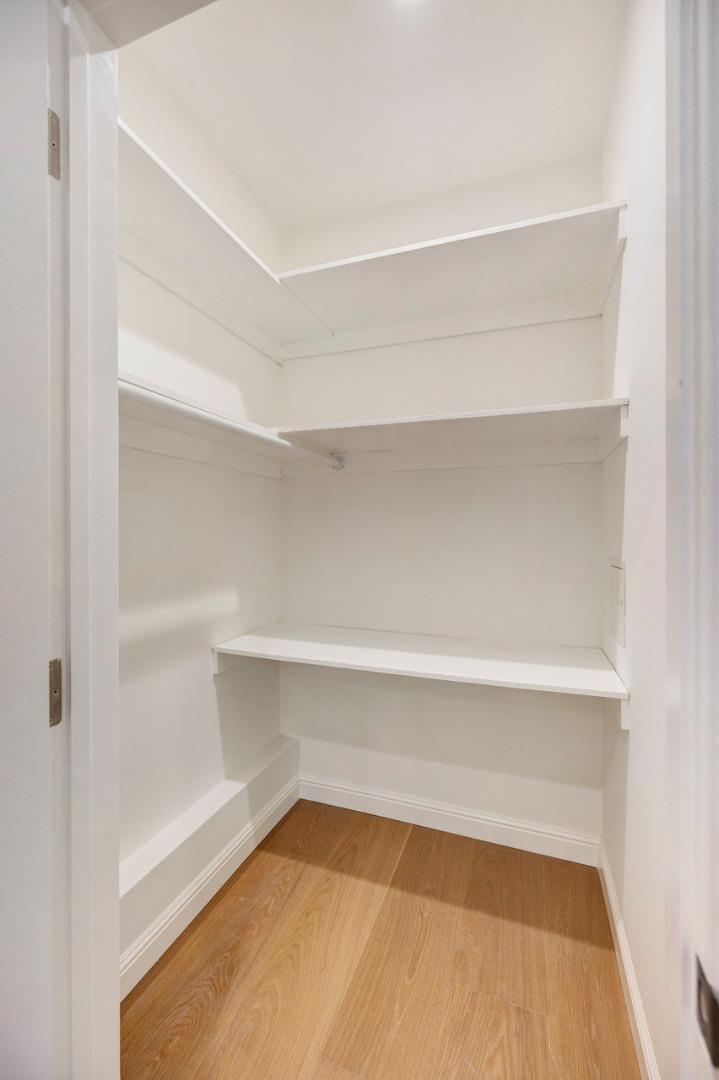 Detail Gallery Image 16 of 22 For 1438a Columbus Ave, Burlingame,  CA 94010 - 1 Beds | 1 Baths