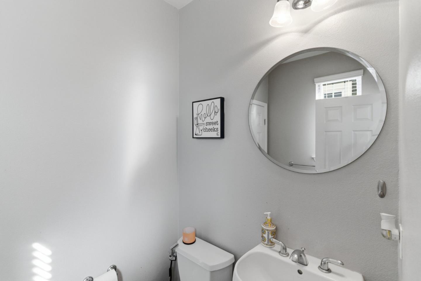 Detail Gallery Image 25 of 67 For 646 Woodland Ter, San Jose,  CA 95112 - 3 Beds | 2/1 Baths