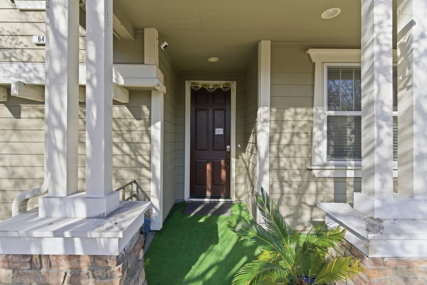 Detail Gallery Image 5 of 67 For 646 Woodland Ter, San Jose,  CA 95112 - 3 Beds | 2/1 Baths