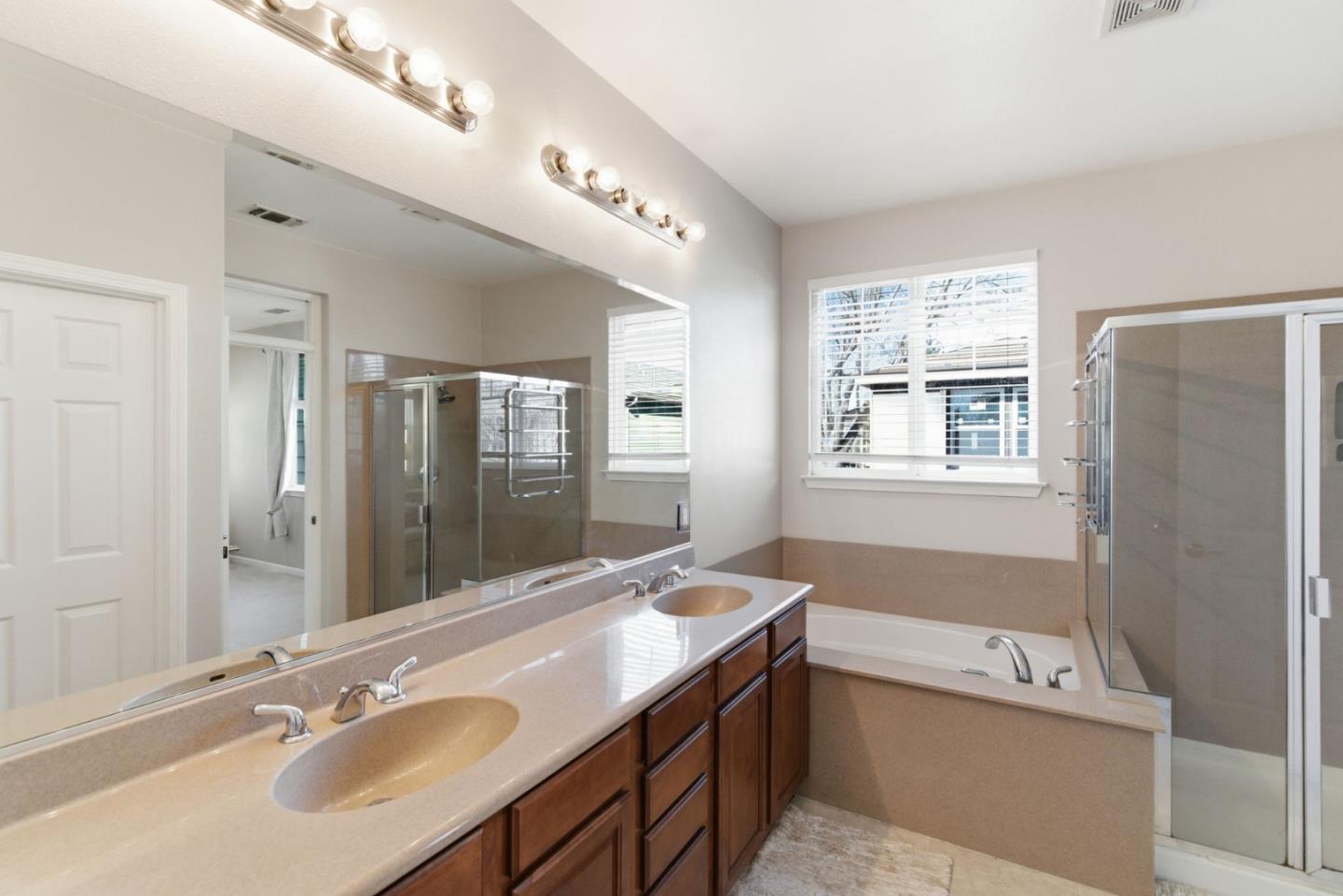 Detail Gallery Image 53 of 67 For 646 Woodland Ter, San Jose,  CA 95112 - 3 Beds | 2/1 Baths