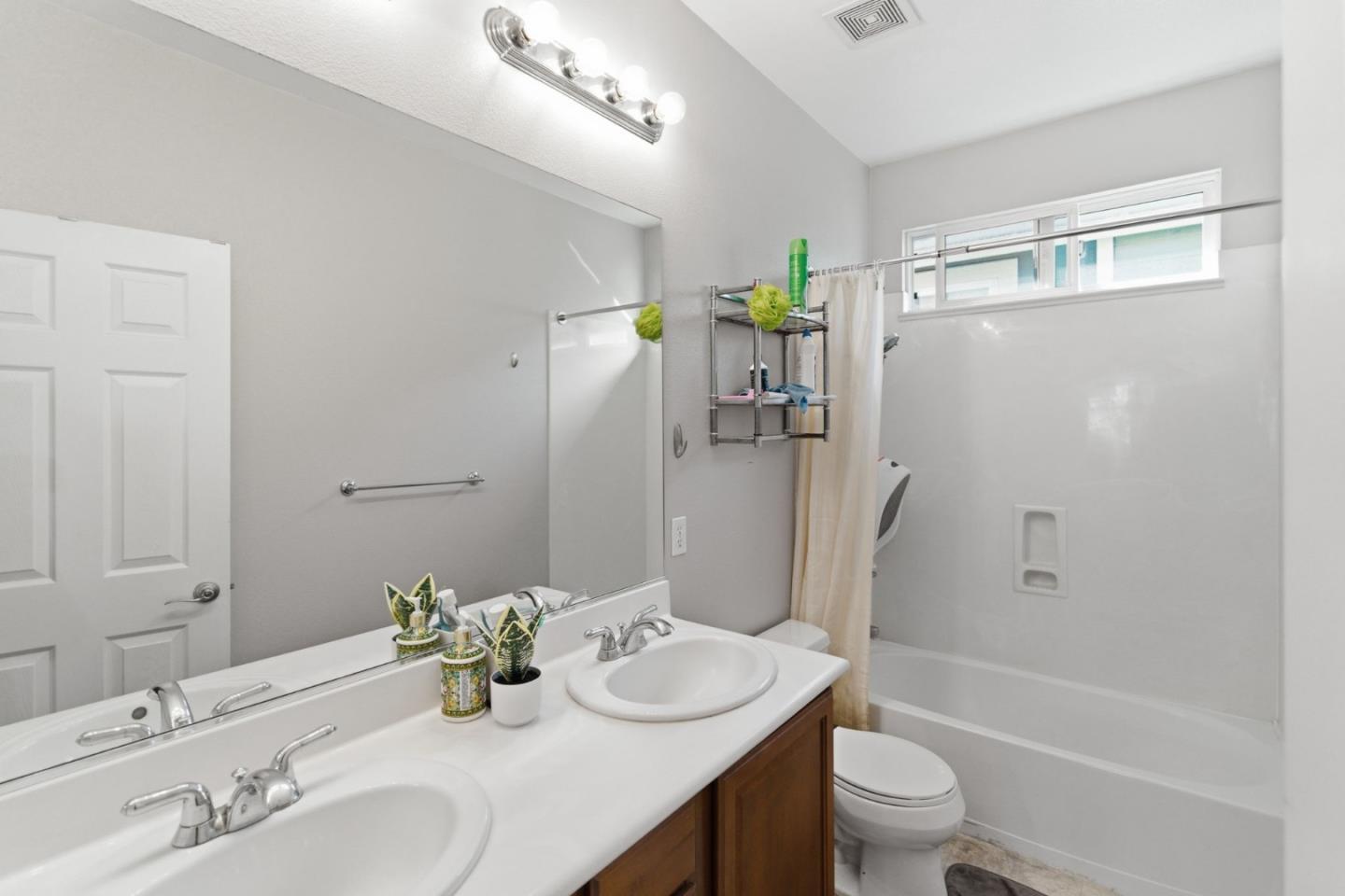 Detail Gallery Image 61 of 67 For 646 Woodland Ter, San Jose,  CA 95112 - 3 Beds | 2/1 Baths