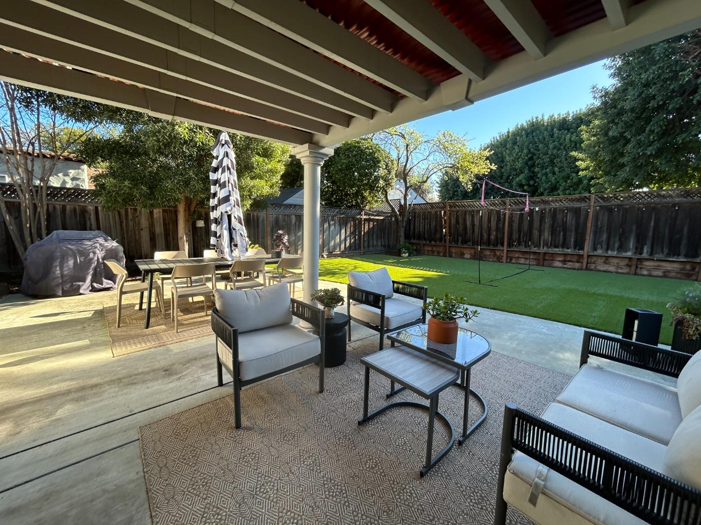 Detail Gallery Image 16 of 17 For 819 Myrtle St, San Jose,  CA 95126 - 3 Beds | 2/1 Baths