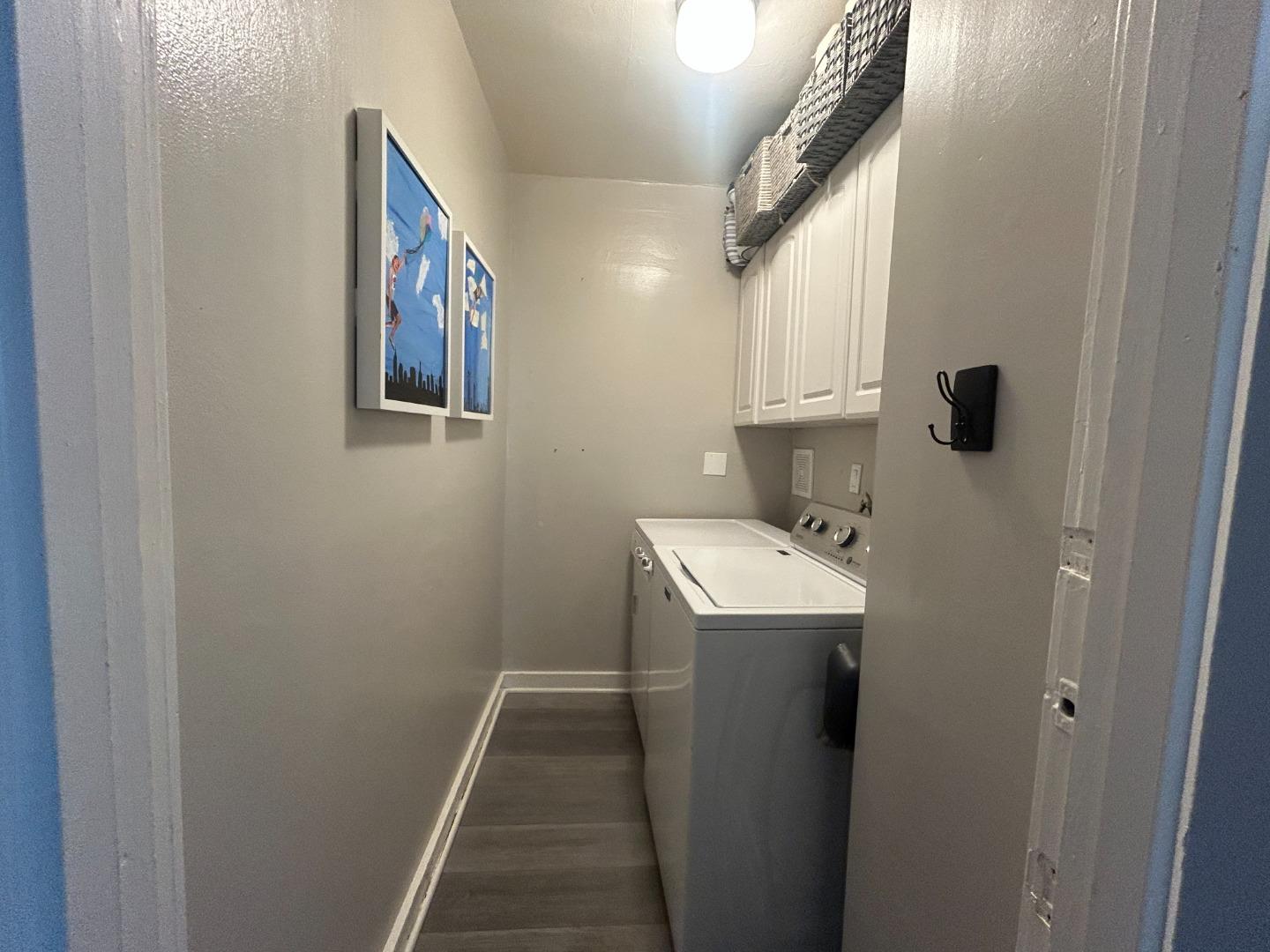 Detail Gallery Image 9 of 17 For 819 Myrtle St, San Jose,  CA 95126 - 3 Beds | 2/1 Baths