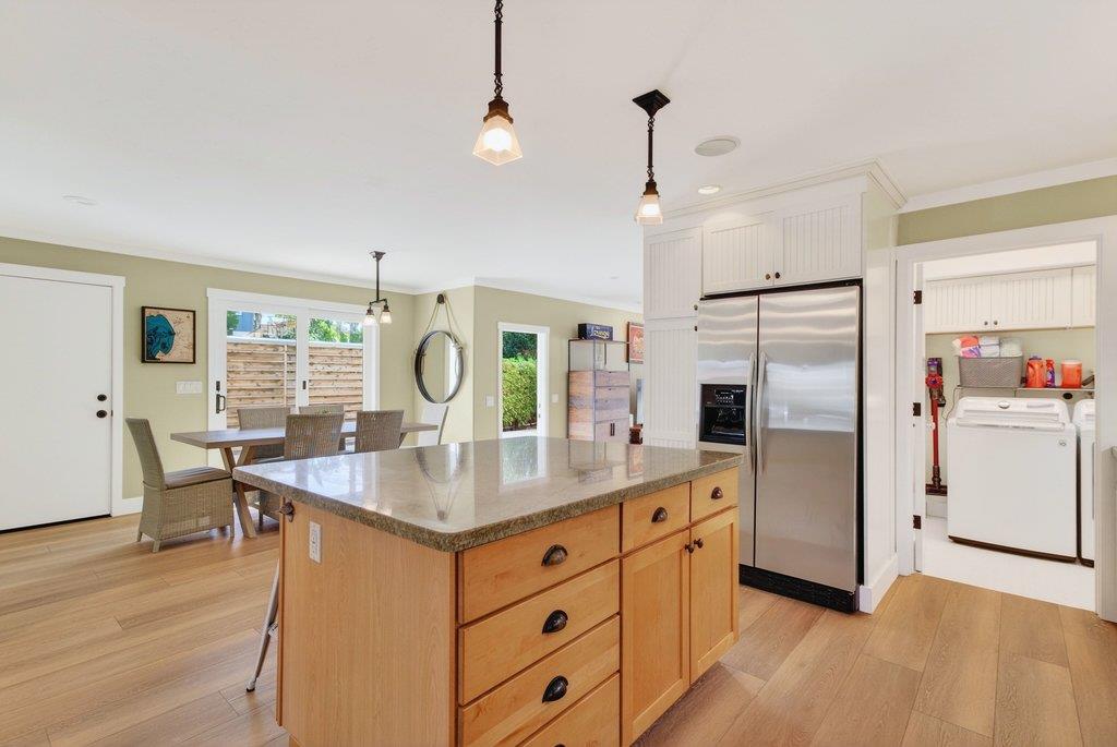 Detail Gallery Image 10 of 40 For 3844 Floral Ct, Santa Cruz,  CA 95062 - 3 Beds | 2/1 Baths