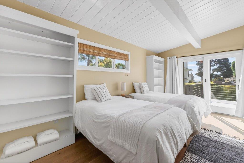 Detail Gallery Image 23 of 40 For 3844 Floral Ct, Santa Cruz,  CA 95062 - 3 Beds | 2/1 Baths