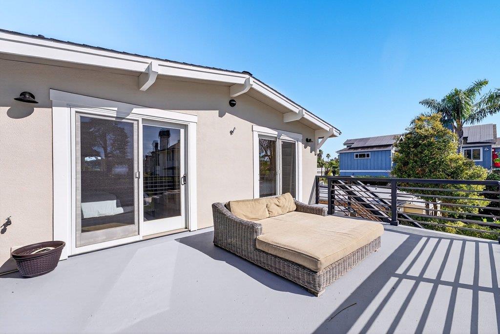 Detail Gallery Image 28 of 40 For 3844 Floral Ct, Santa Cruz,  CA 95062 - 3 Beds | 2/1 Baths