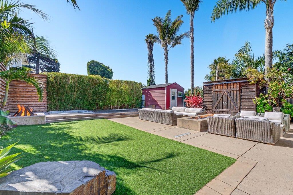 Detail Gallery Image 35 of 40 For 3844 Floral Ct, Santa Cruz,  CA 95062 - 3 Beds | 2/1 Baths