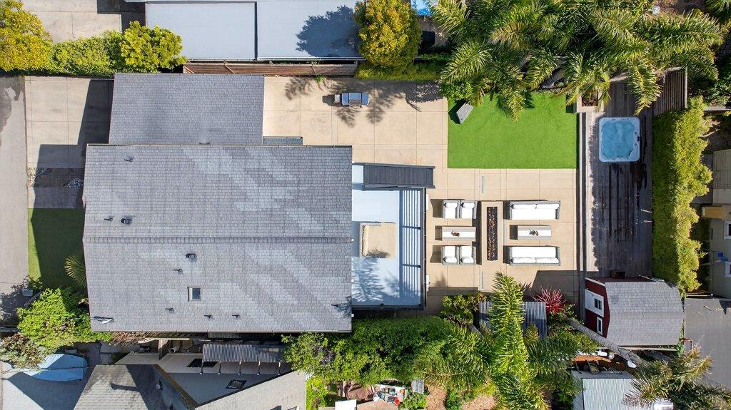 Detail Gallery Image 4 of 40 For 3844 Floral Ct, Santa Cruz,  CA 95062 - 3 Beds | 2/1 Baths