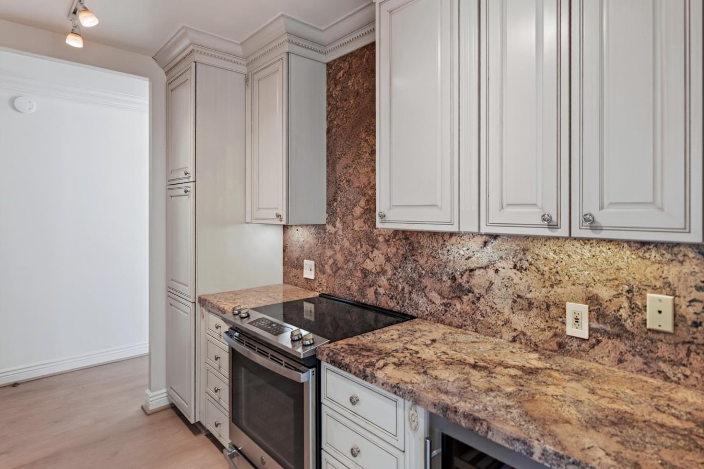 Detail Gallery Image 17 of 33 For 999 Green St #1205,  San Francisco,  CA 94133 - 1 Beds | 1 Baths