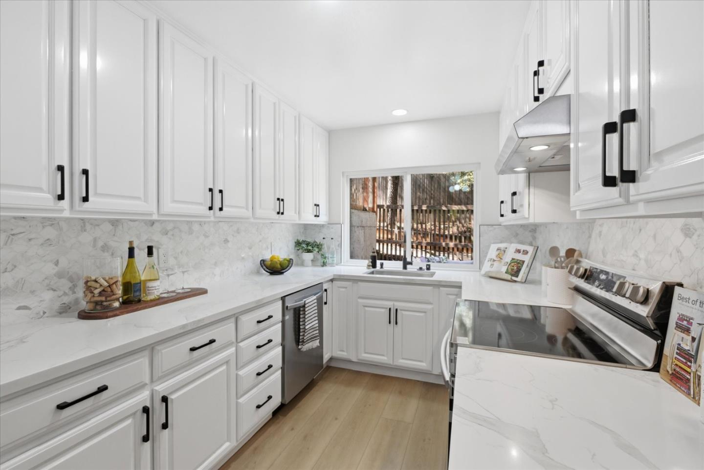 10177 Camberley Lane, Cupertino, CA, 95014