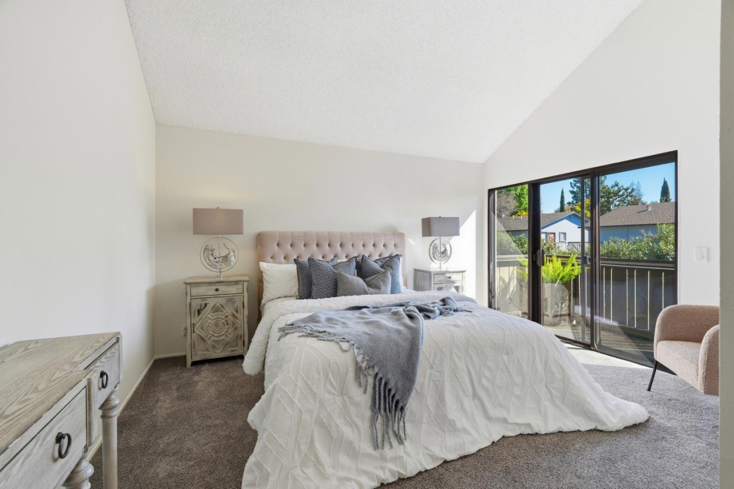 Detail Gallery Image 12 of 47 For 137 Union Ave a,  Campbell,  CA 95008 - 2 Beds | 2 Baths