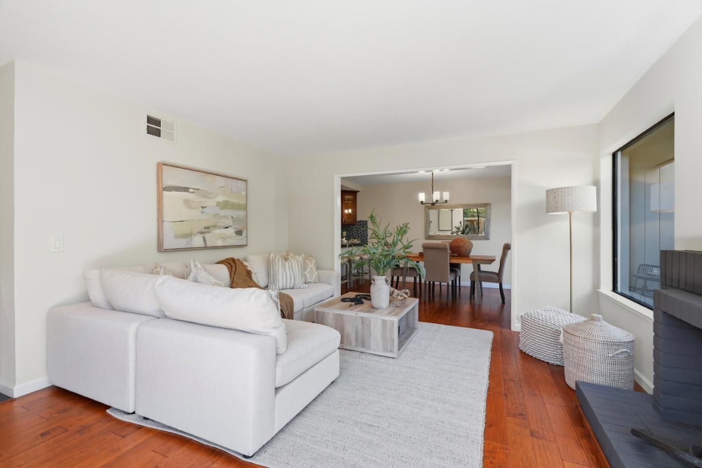 Detail Gallery Image 3 of 47 For 137 Union Ave a,  Campbell,  CA 95008 - 2 Beds | 2 Baths